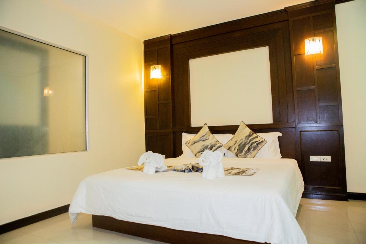 Blue Skyline Hotel Patong Luaran gambar